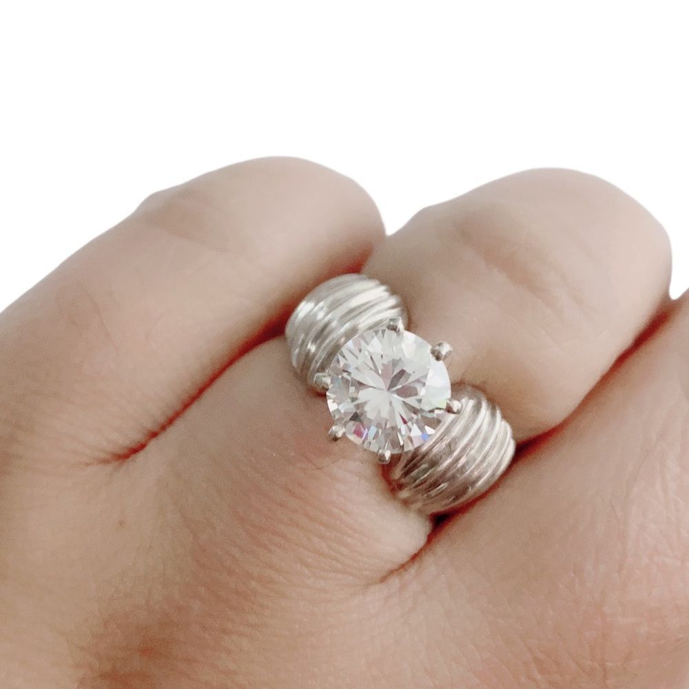 925 Round CZ Ribbed Sterling Silver Ring Sz 7